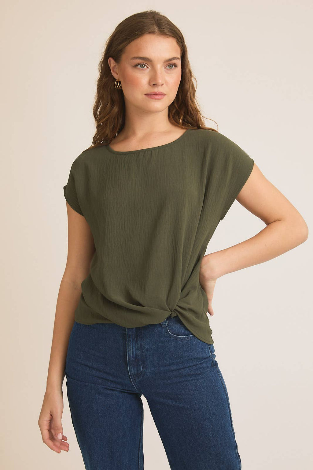 SOLID WOVEN TEE WITH FRONT KNOT DETAIL